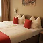 Hotell Alpenland 3*