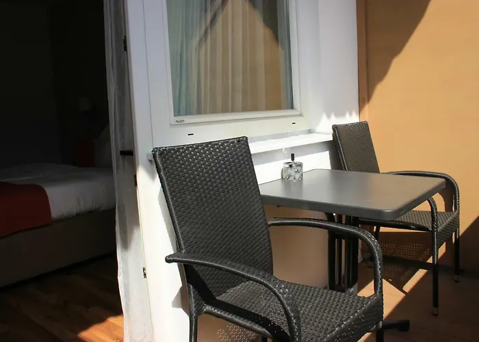 ألبينلاند فندق فاتينس